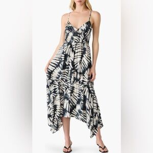 Steve Madden Sleeveless Black & White Print Midi Dress size Medium